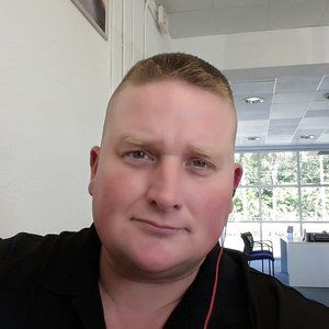 Meet your Posher, Thomas